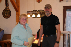 Gudrun Hornung und Sportleiter Patrick Stein